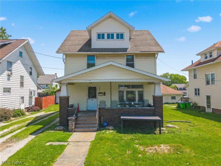 2138 Watson Avenue, Alliance, OH - Photo 2