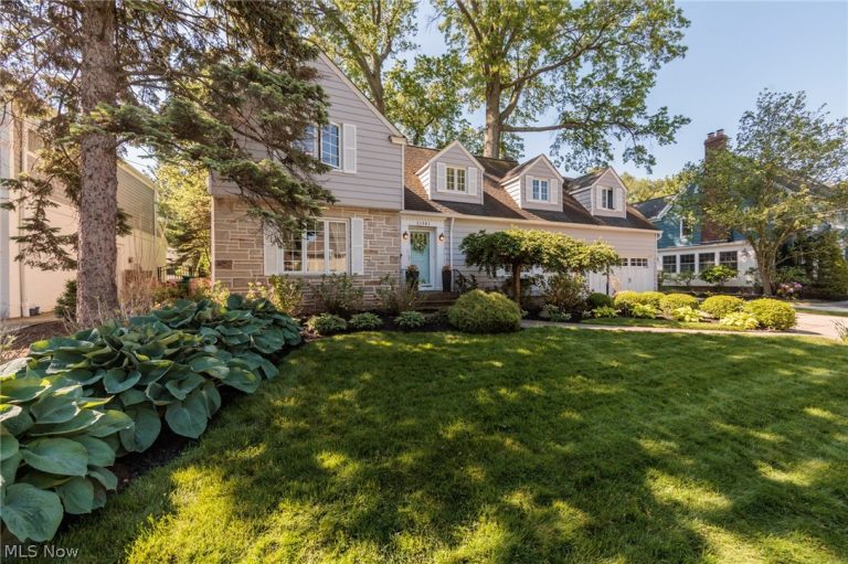 21581 Kenwood Avenue, Rocky River, OH, 44116