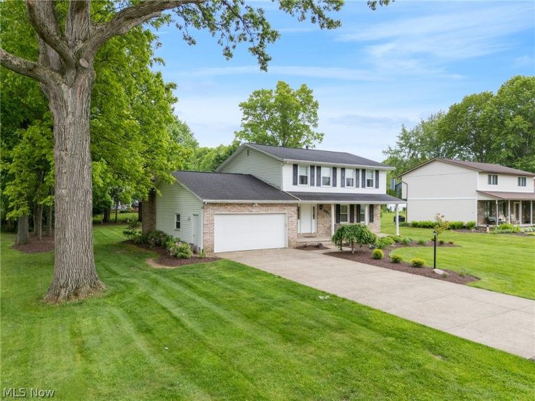 9572 Beryl Street, Canal Fulton, OH - Photo 2