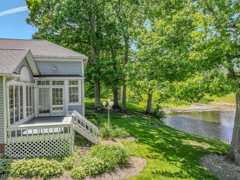 7290 Hunters Trail, Concord Twp, OH - Photo 8