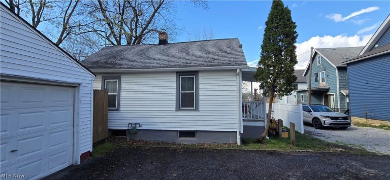 850 Kling Street, Akron, OH - Photo 5