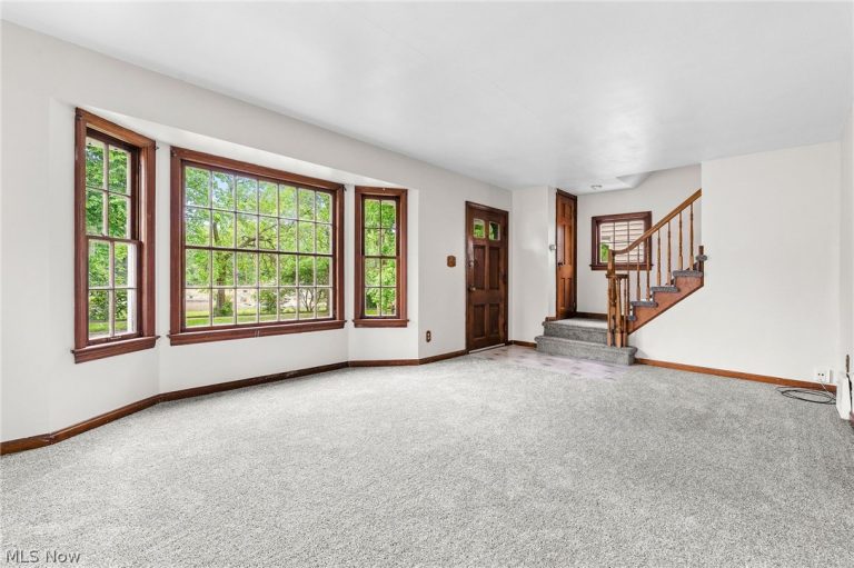 1905 Tampa Avenue, Cleveland, OH - Photo 3
