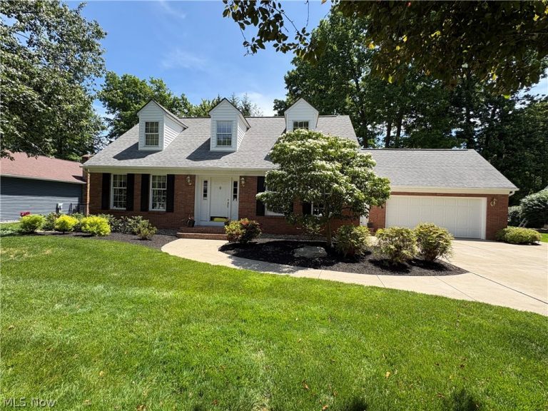 133 Southdale Boulevard, Cortland, OH - Photo 4