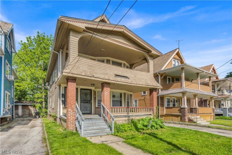 414 148th Street #3, Cleveland, OH - Photo 2