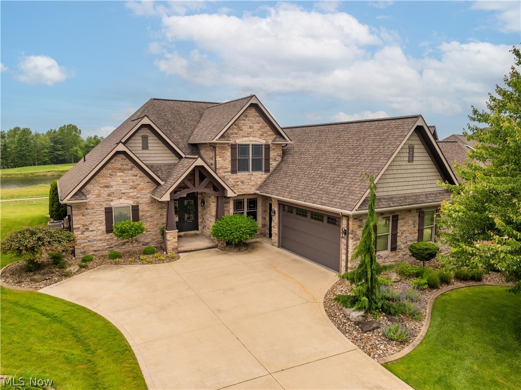 5850 Quarry Lake Drive, East Canton, OH