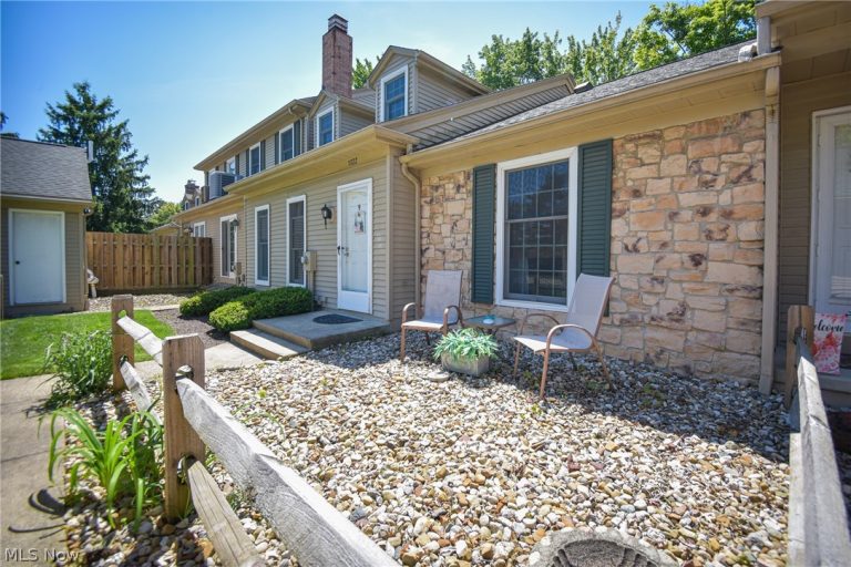 1022 Court Street, Medina, OH - Photo 6