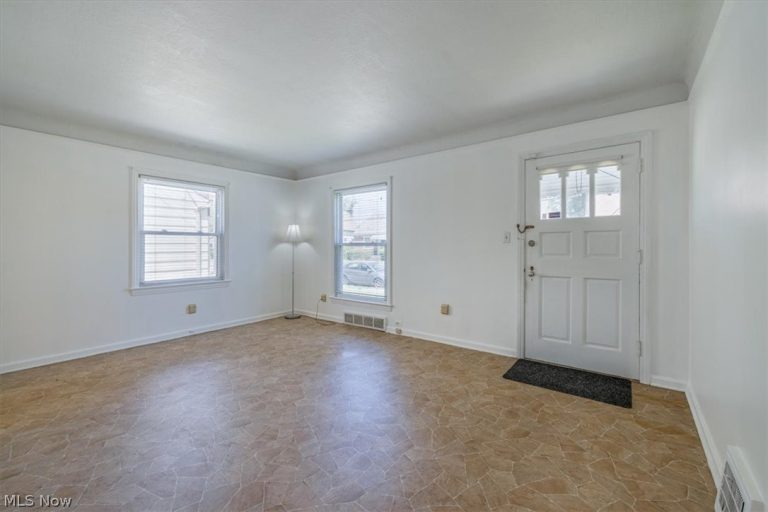 13413 Crossburn Avenue, Cleveland, OH - Photo 4