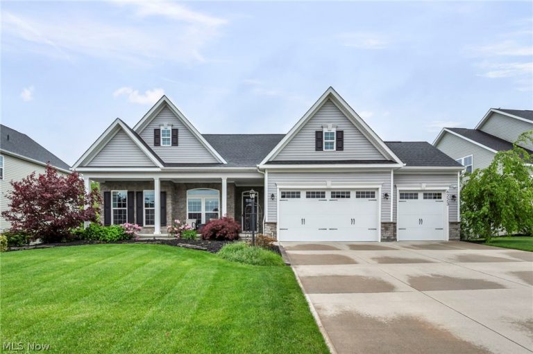 6223 Hooper Drive, Medina, OH - Photo 2