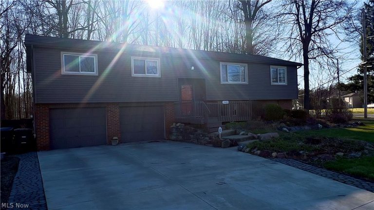 2933 Crestwood Drive, Warren, OH - Photo 4