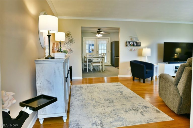 1934 Chester Avenue, Warren, OH - Photo 8