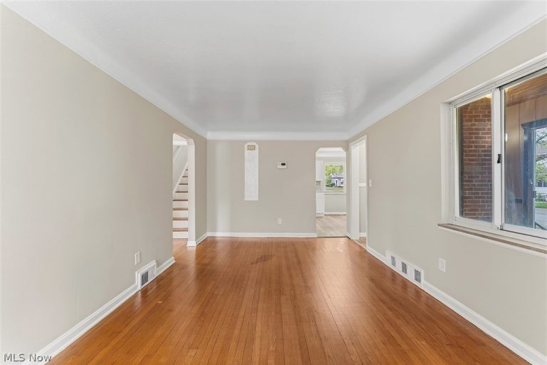 1485 221st Street, Euclid, OH - Photo 5