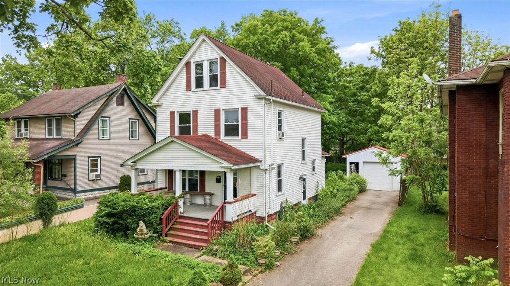 4144 Helena Avenue, Youngstown, OH
