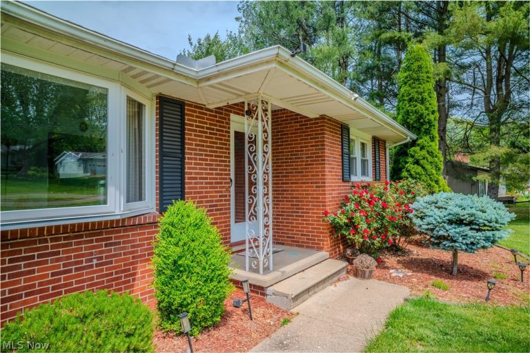 118 Coventry Road, Marietta, OH - Photo 3