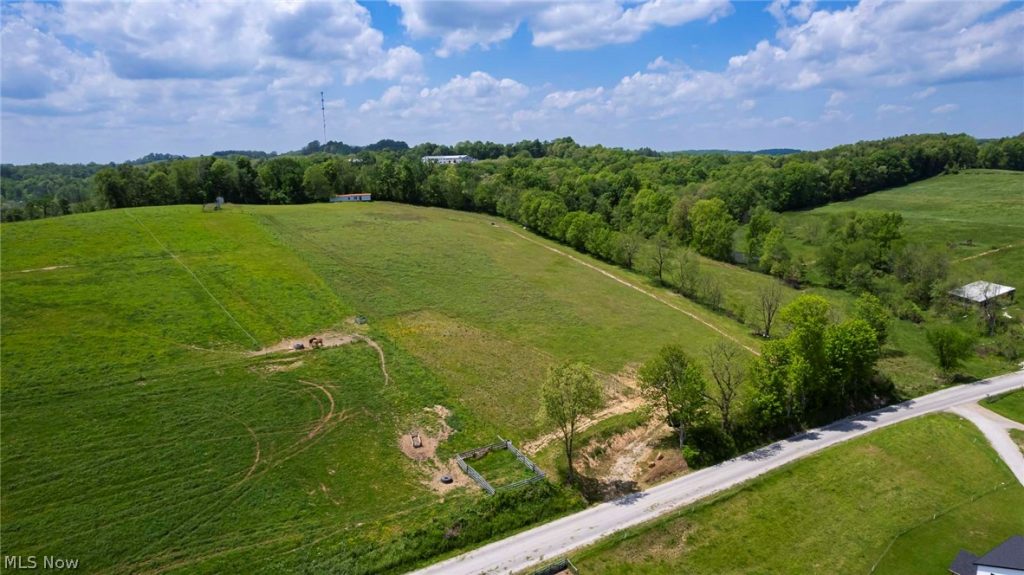 County Road 126, Millersburg, OH