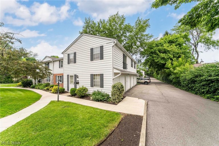 19662 Lorain Road, Fairview Park, OH - Photo 3