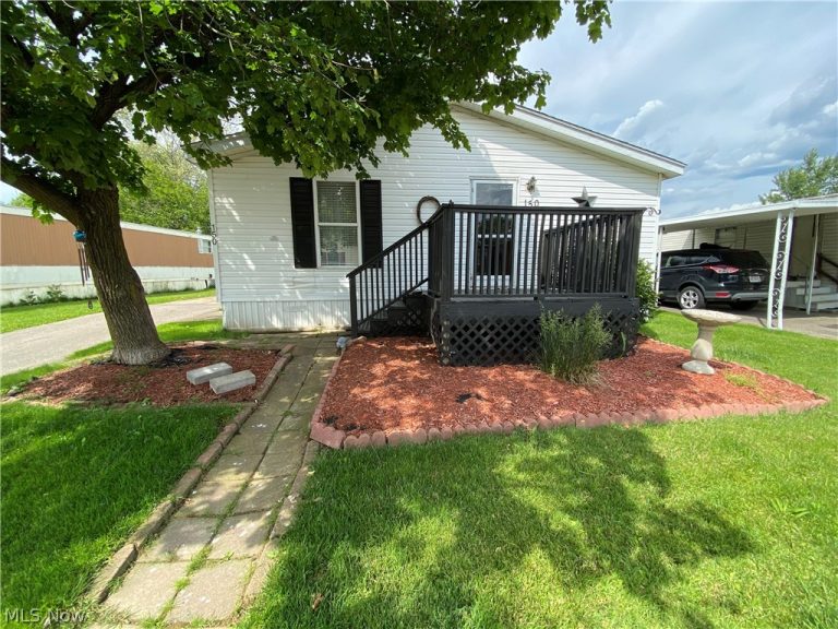 150 Rolling Acres Circle, Massillon, OH - Photo 2