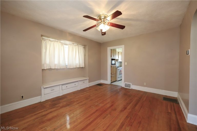 4808 Ira Avenue, Cleveland, OH - Photo 8