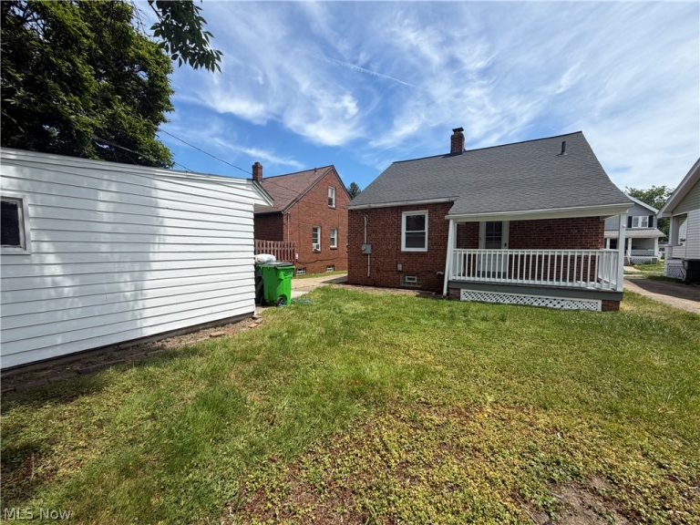 4920 110th Street, Garfield Heights, OH - Photo 4