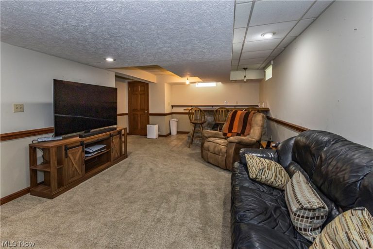 463 Wordsworth Court, Richmond Heights, OH - Photo 5
