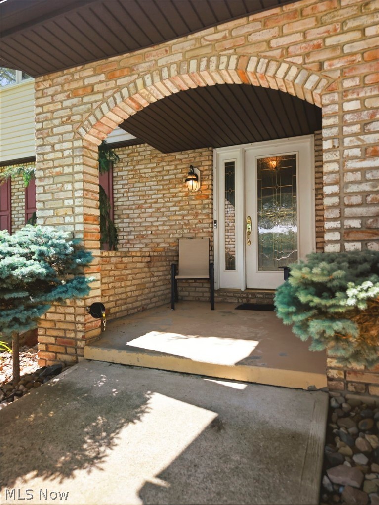 2230 Vixen Street, North Canton, OH - Photo 4