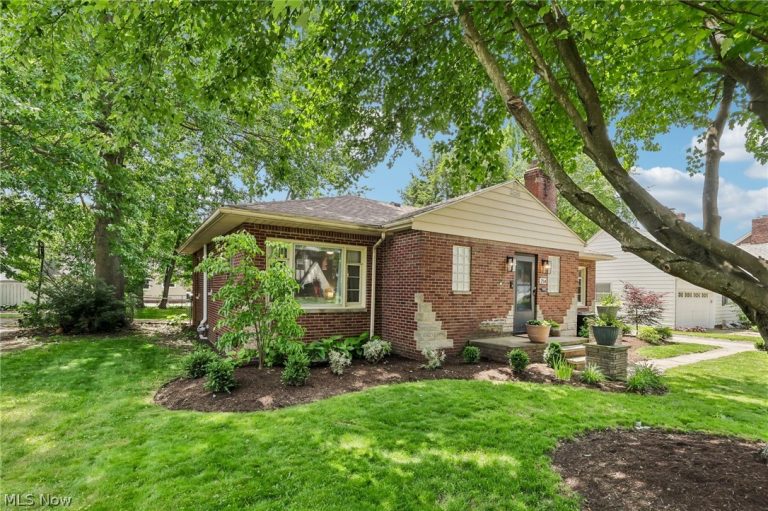 214 Kenwick Drive, Akron, OH - Photo 3
