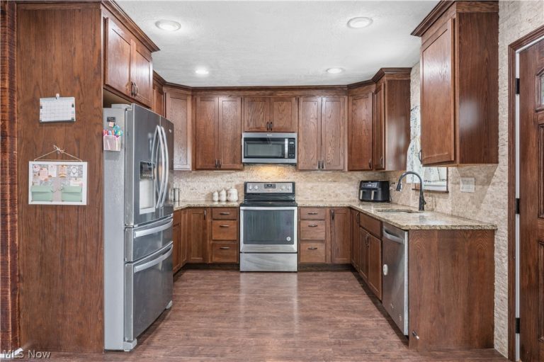 529 Park Avenue, New Philadelphia, OH - Photo 5