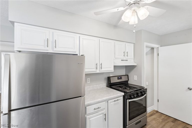 11605 Harold Drive, Cleveland, OH - Photo 2