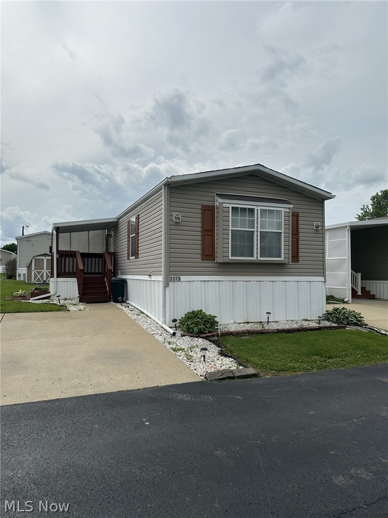 3175 Sugartyme Drive, Zanesville, OH - Photo 2