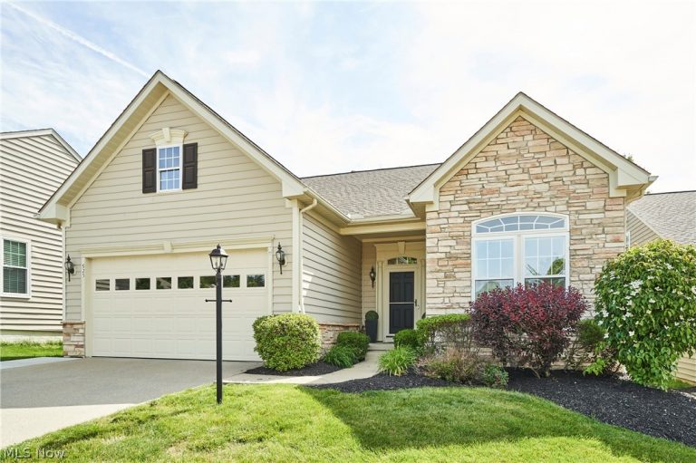 925 Alder Run Way, Akron, OH, 44333
