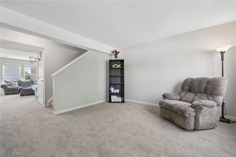 7557 Witch Hazel Drive, Canal Winchester, OH - Photo 6
