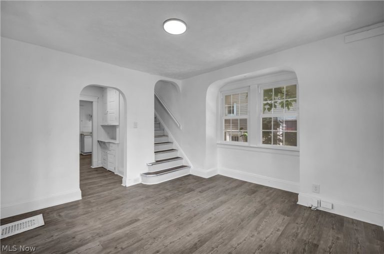 3338 119th Street, Cleveland, OH - Photo 8