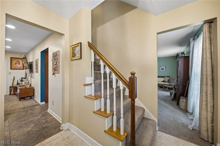 2103 David Avenue, Parma, OH - Photo 2