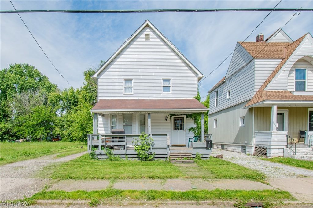 126 14th Street, Barberton, OH