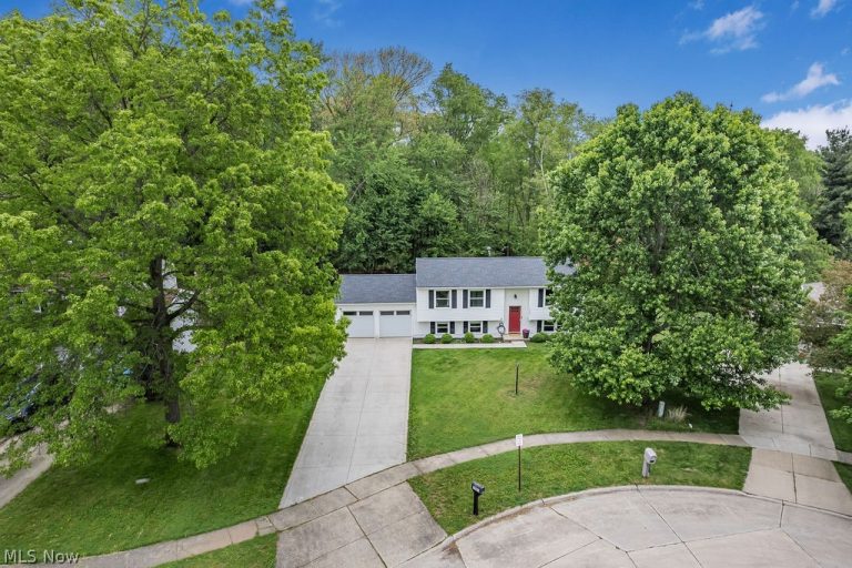 1161 Erin Drive, Kent, OH - Photo 4