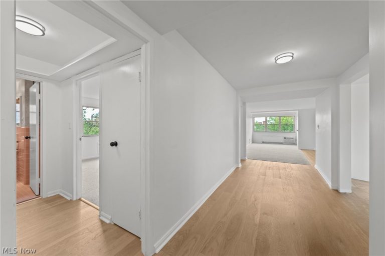 13800 Shaker Boulevard #602, Cleveland, OH - Photo 5
