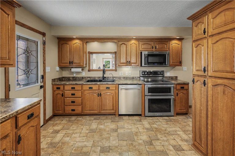 13292 Fairland Street, Massillon, OH - Photo 4