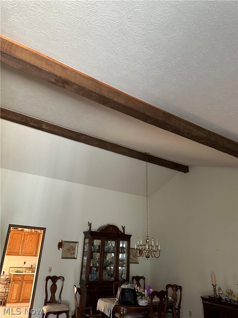 25235 Suwanee Avenue, Oakwood, OH - Photo 5