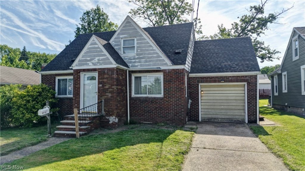 679 Mohawk Avenue, Akron, OH