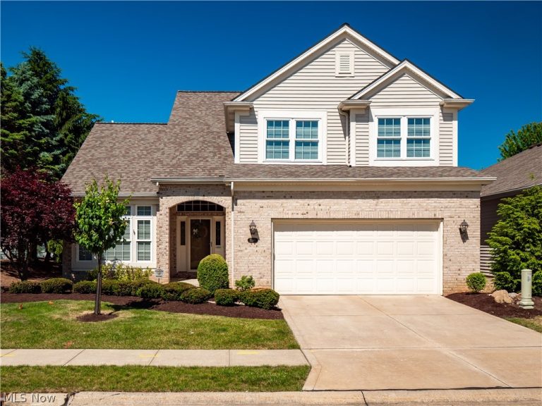 15346 Chestnut Oak Lane, Strongsville, OH, 44149