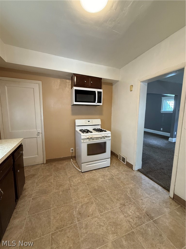 461 147th Street, Cleveland, OH - Photo 8