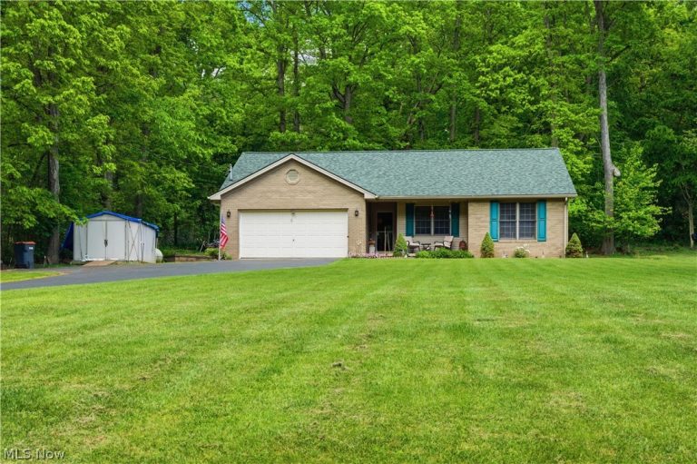 48266 Dyke Road, Negley, OH - Photo 2