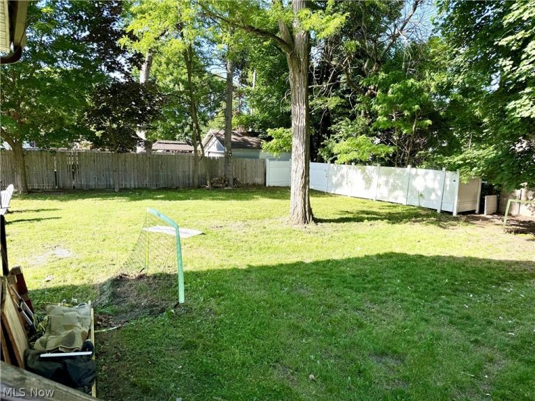 869 Berwin Street, Akron, OH - Photo 4