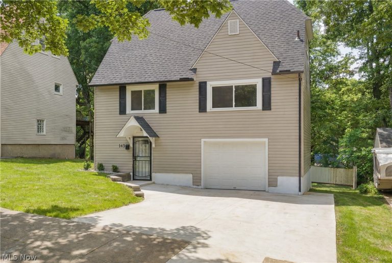 143 Malacca Street, Akron, OH - Photo 2