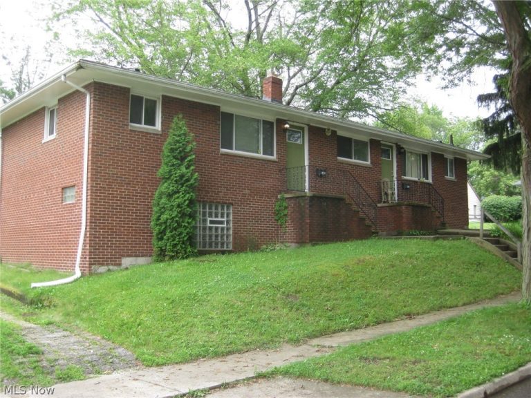 1923-1925 Evergreen Avenue, Akron, OH, 44301