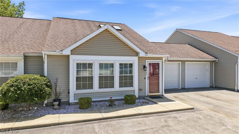 3419 Eagles Loft #C, Cortland, OH - Photo 3