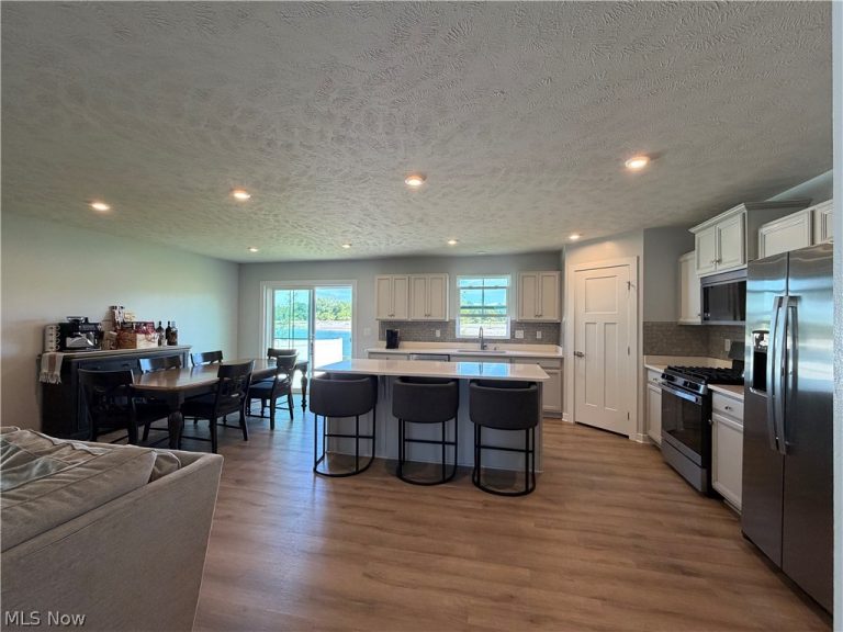 4223 Hidden Village Drive, Perry, OH - Photo 8