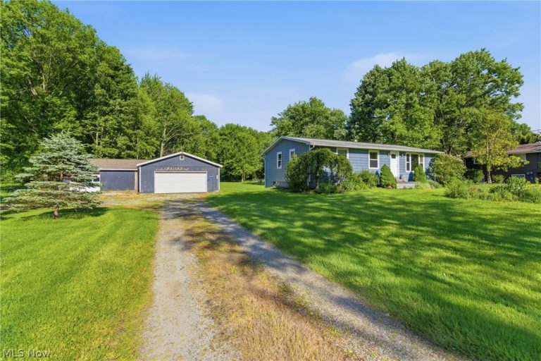 2693 Mahan Denman Road, Bristolville, OH - Photo 6