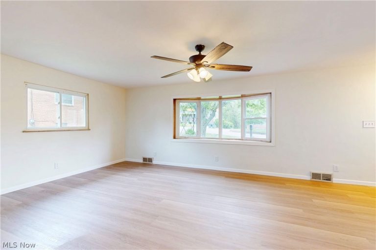 183 Meadow Road, Wintersville, OH - Photo 8