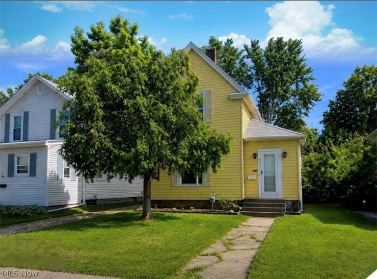 339 Columbus Street, Elyria, OH - Photo 2