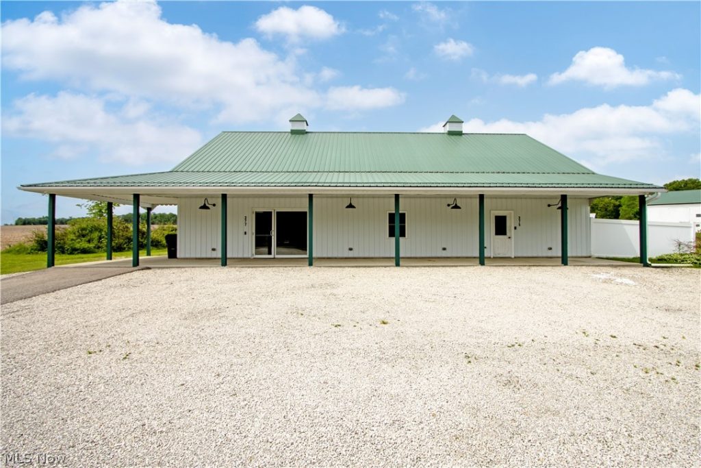 275 & 277 Smyser Road, Wooster, OH